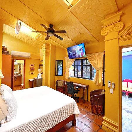 Estrellita'S Bed & Breakfast Ajijic Ngoại thất bức ảnh