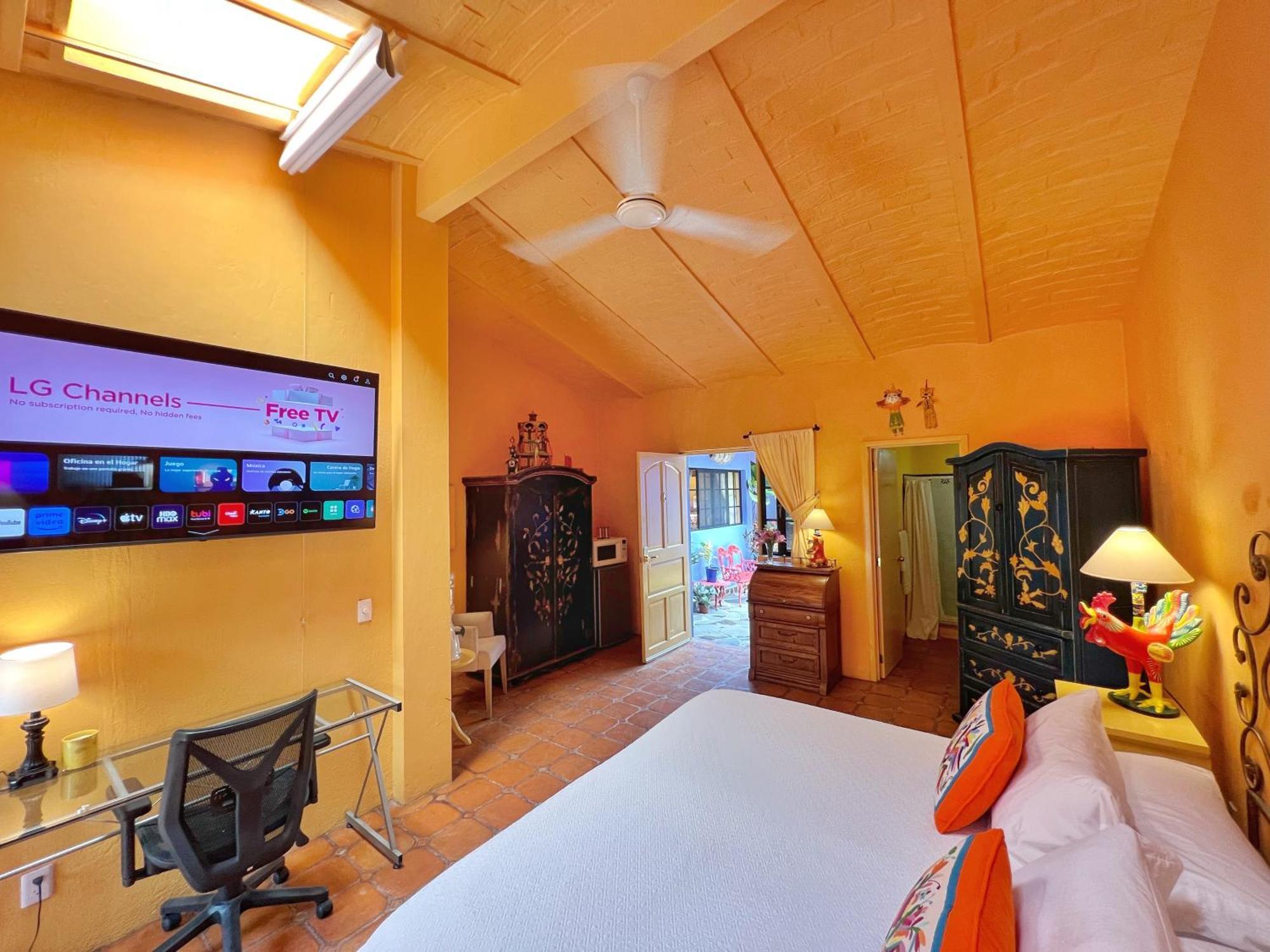 Estrellita'S Bed & Breakfast Ajijic Ngoại thất bức ảnh
