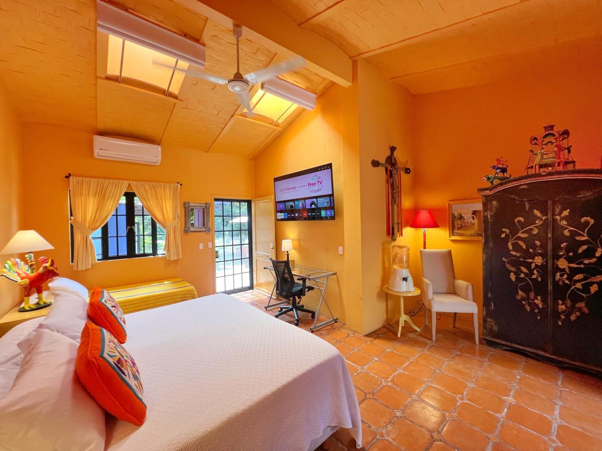 Estrellita'S Bed & Breakfast Ajijic Ngoại thất bức ảnh