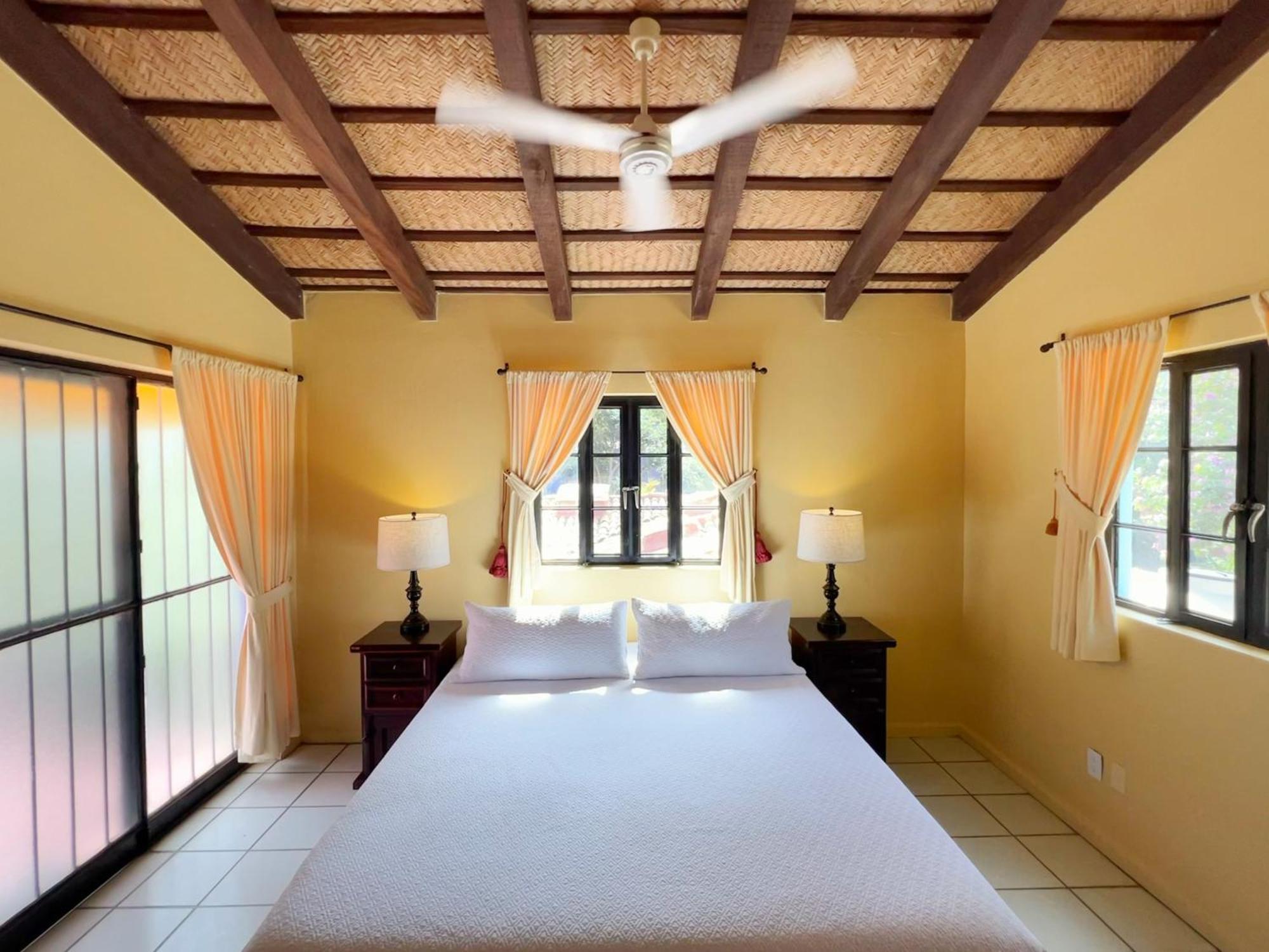 Estrellita'S Bed & Breakfast Ajijic Ngoại thất bức ảnh