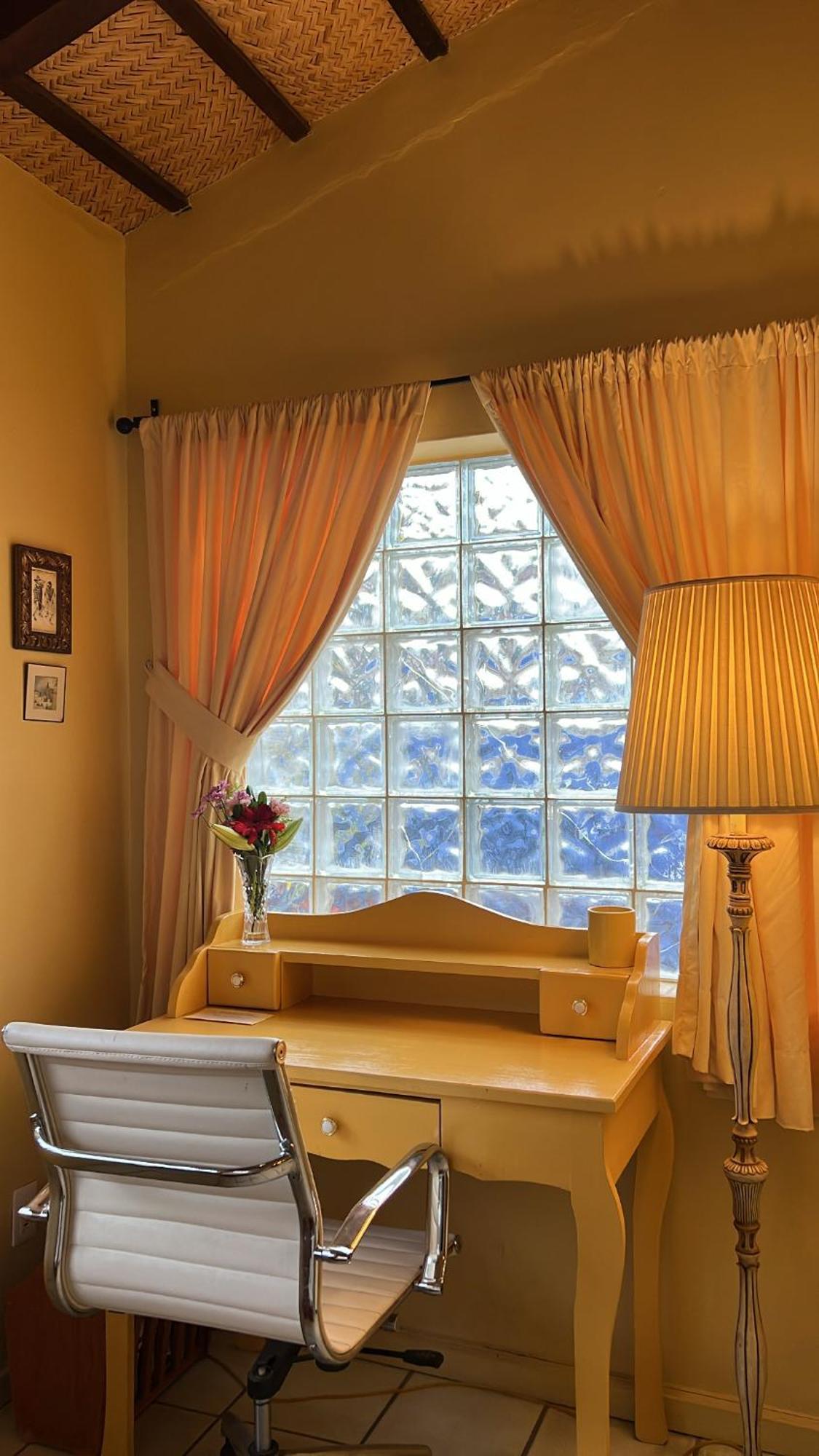 Estrellita'S Bed & Breakfast Ajijic Ngoại thất bức ảnh