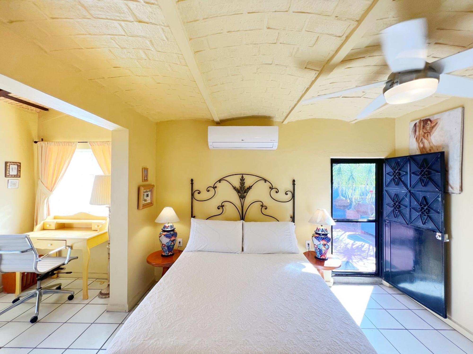 Estrellita'S Bed & Breakfast Ajijic Ngoại thất bức ảnh