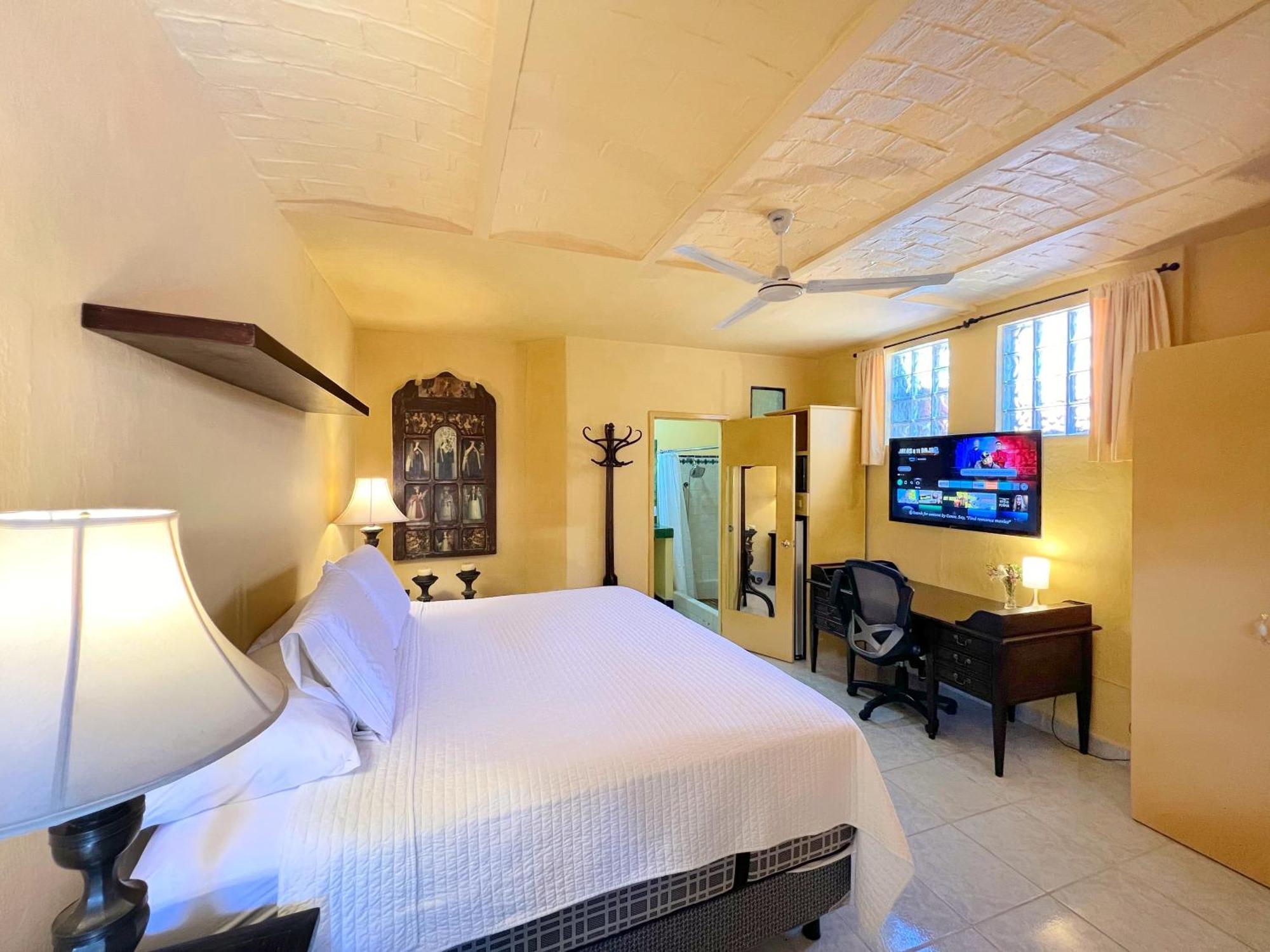 Estrellita'S Bed & Breakfast Ajijic Ngoại thất bức ảnh